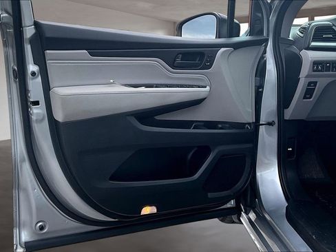 Used 2020 Honda Odyssey Touring image 20