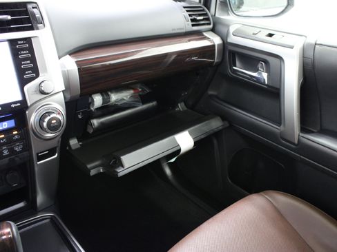 Used 2024 Toyota 4Runner Limited RWD image 25