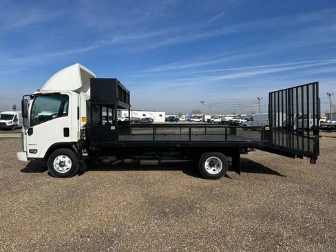 New 2024 Chevrolet Low Cab Forward image 2