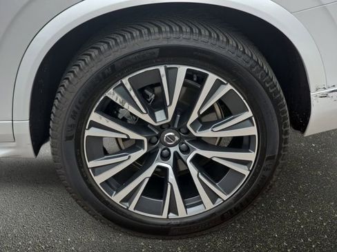 Used 2020 Volvo XC90 T5 Momentum w/ Protection Package Premier AWD/4WD image 36