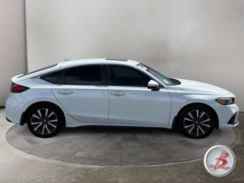 Used 2022 Honda Civic EX-L image 8