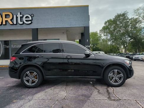 Used 2020 Mercedes-Benz GLC 300 4MATIC image 4