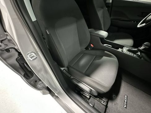 Used 2024 Hyundai Kona SEL AWD/4WD image 25
