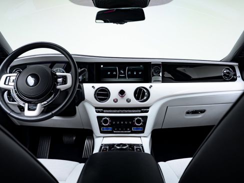 Used 2021 Rolls-Royce Ghost AWD/4WD image 1