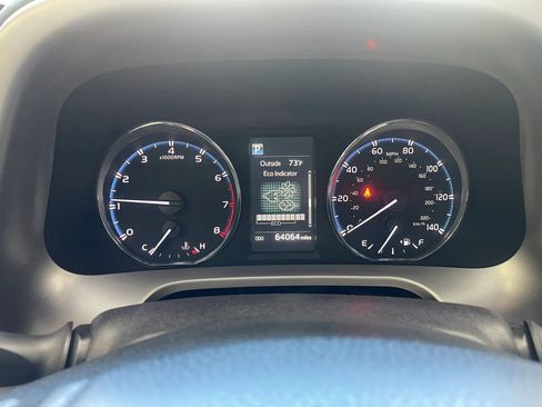 Used 2016 Toyota RAV4 XLE AWD/4WD image 13