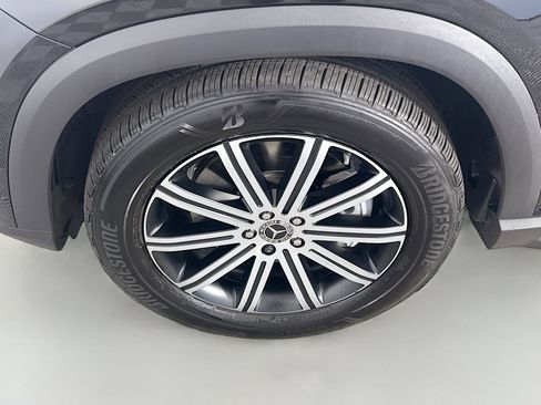Used 2025 Mercedes-Benz GLE 450e 4MATIC image 38