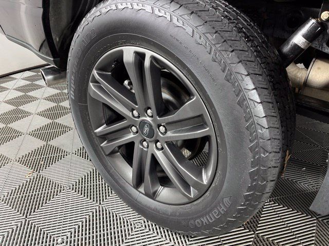 Used 2022 Ford F150 XLT w/ Equipment Group 302A High AWD/4WD image 17