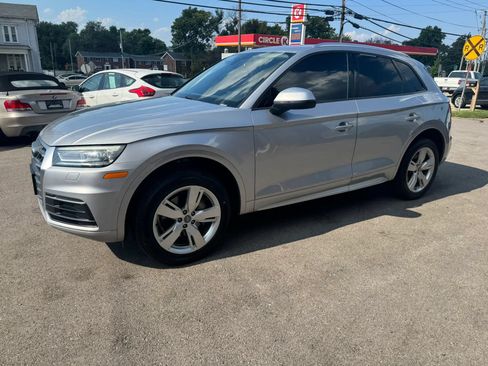 Used 2018 Audi Q5 2.0T Premium AWD/4WD image 6