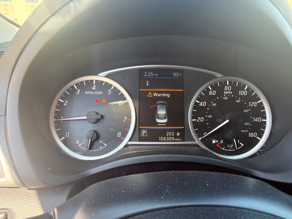Used 2019 Nissan Sentra SR FWD image 10