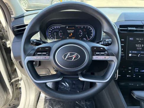 Used 2024 Hyundai Tucson SEL FWD image 19