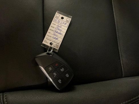 Used 2023 Chevrolet Suburban Z71 w/ Luxury Package image 34