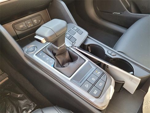 New 2026 Kia Sportage SX image 18