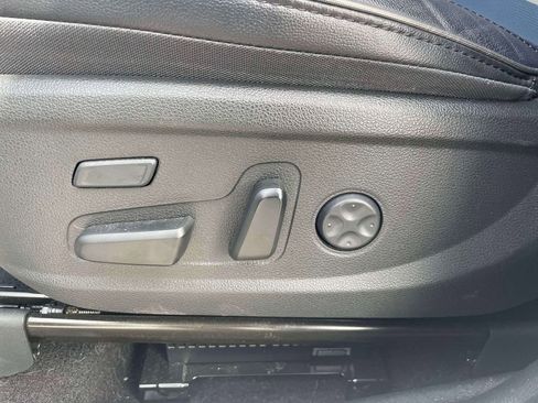 Used 2023 Hyundai Santa Fe Limited image 18