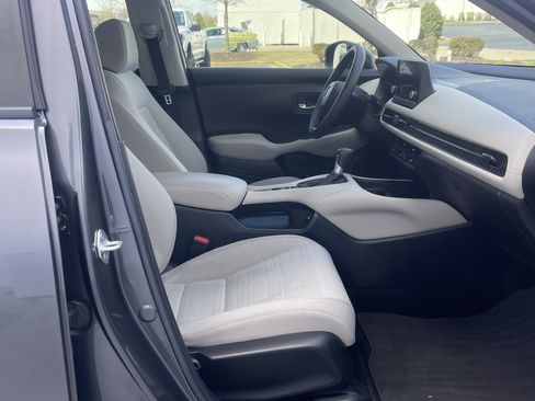 Used 2023 Honda HR-V LX image 31