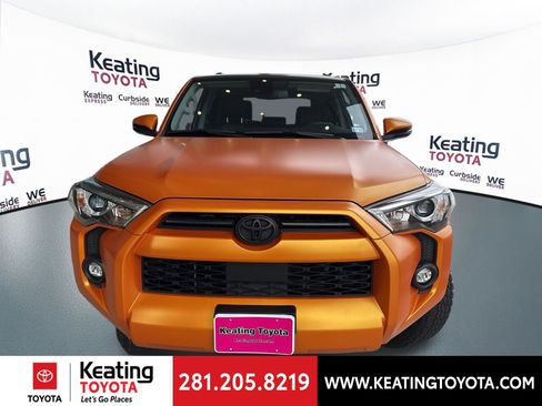 Used 2023 Toyota 4Runner SR5 Premium w/ Moonroof Package image 4