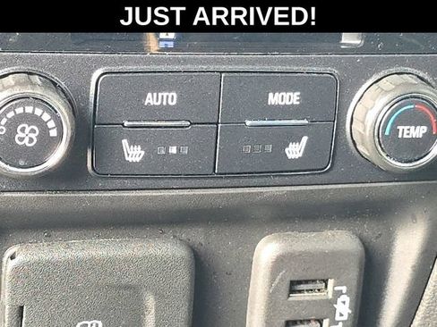 Used 2021 Buick Enclave Avenir w/ Avenir Technology Package AWD/4WD image 13