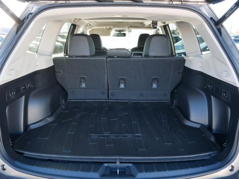 Used 2019 Subaru Forester Limited w/ Popular Package #3 image 18