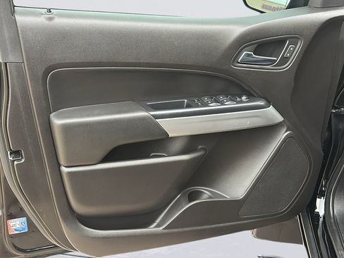 Used 2017 Chevrolet Colorado ZR2 image 25