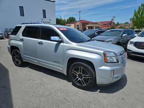 Used 2016 GMC Terrain Denali FWD image 8