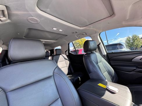 Used 2021 Chevrolet Traverse Premier AWD/4WD image 36