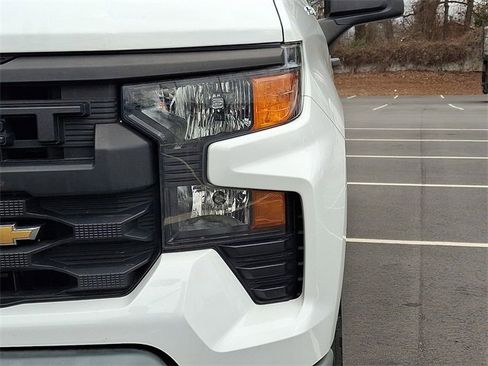 Used 2022 Chevrolet Silverado 1500 W/T w/ WT Value Package image 9