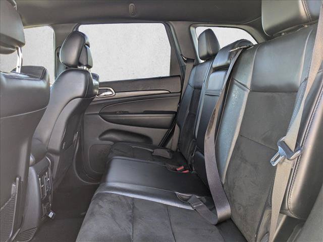 Used 2019 Jeep Grand Cherokee Altitude RWD image 15