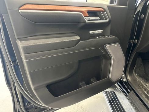 Used 2022 GMC Sierra 1500 Denali w/ Denali Reserve Package image 29