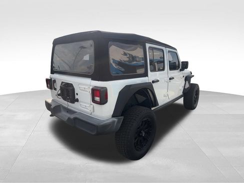 Used 2018 Jeep Wrangler Unlimited Sport AWD/4WD image 36