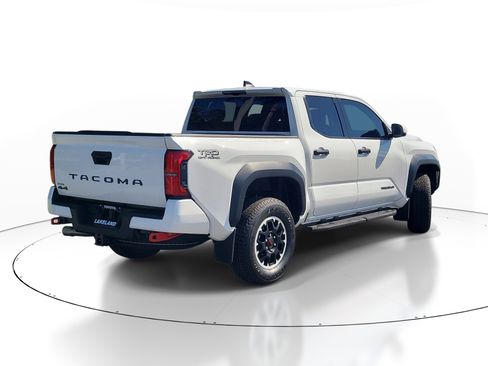 Used 2024 Toyota Tacoma TRD Off-Road AWD/4WD image 7