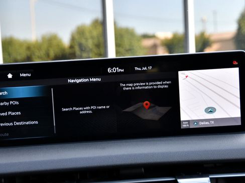 Used 2025 Genesis GV70 2.5T image 14