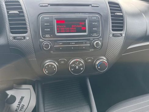 Used 2015 Kia Forte EX image 22