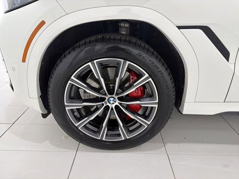 Certified 2024 BMW X6 xDrive40i w/ Executive Package image 46