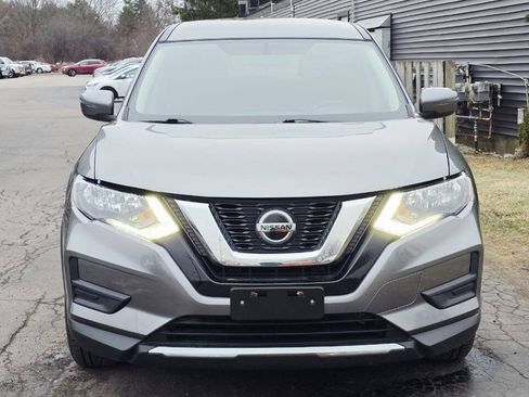 Used 2018 Nissan Rogue SV FWD image 9