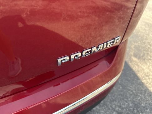 Used 2023 Chevrolet Traverse Premier w/ LPO, Floor Liner Package FWD image 13
