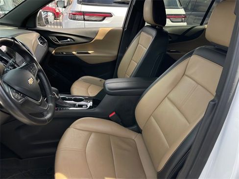 Used 2022 Chevrolet Equinox Premier w/ LPO, Floor Liner Package image 10