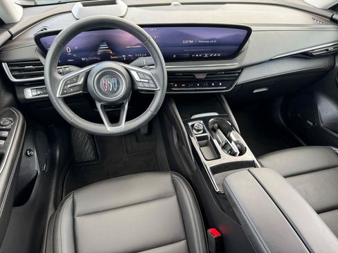 Used 2025 Buick Envision Preferred AWD/4WD image 10