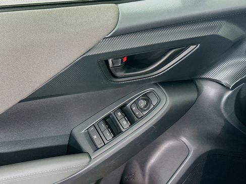 Used 2024 Subaru Crosstrek 2.0i Premium image 15