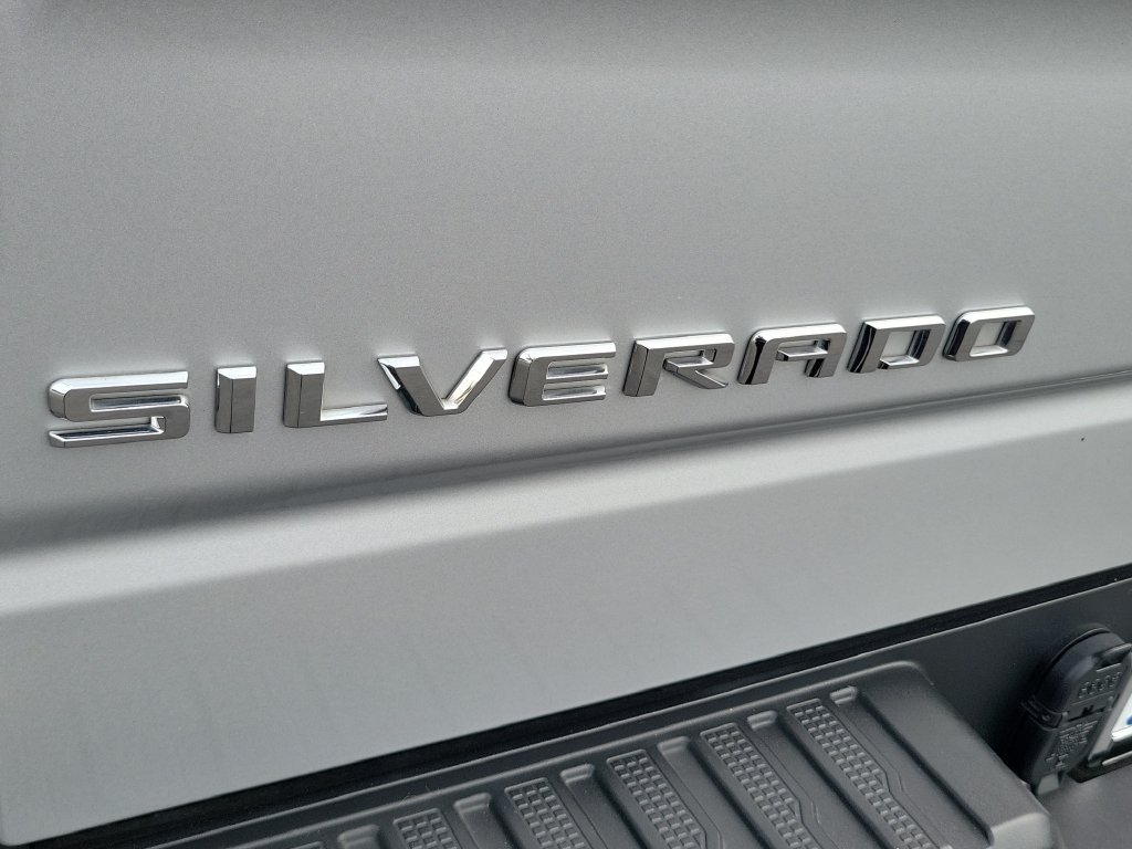 Used 2020 Chevrolet Silverado 1500 RST AWD/4WD image 24