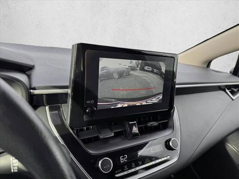 Used 2023 Toyota Corolla LE FWD image 13