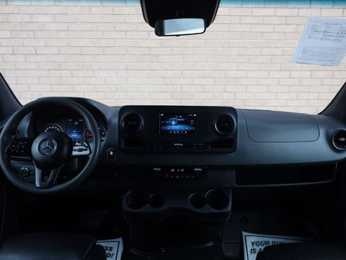 Used 2019 Mercedes-Benz Sprinter 4x4 144 image 22