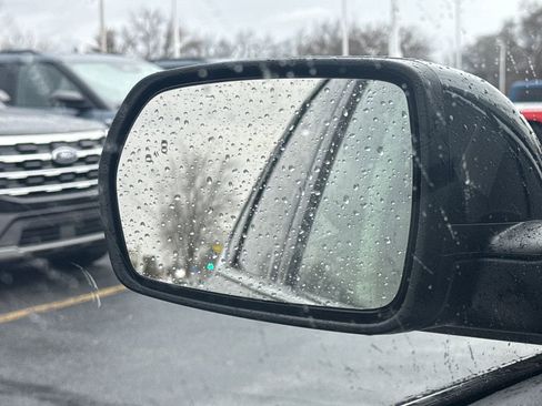 Used 2024 Ford Edge SEL w/ Convenience Package image 42