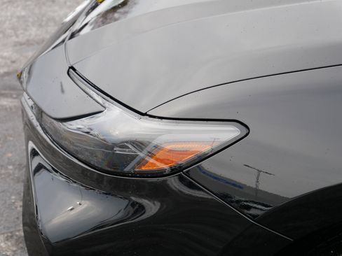 Used 2025 Toyota Camry XSE image 16