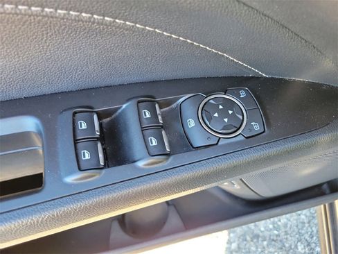 Used 2018 Ford Fusion Energi Titanium image 22