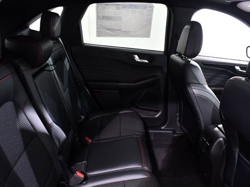 New 2025 Ford Escape ST-Line w/ Cold Weather Package AWD/4WD image 18