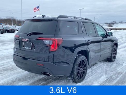 Used 2023 GMC Acadia SLT w/ Elevation Edition image 3