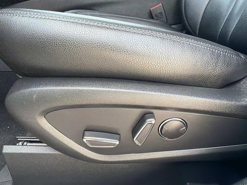 Used 2023 Lincoln Nautilus AWD w/ Premium Package image 14
