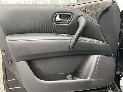 Used 2022 Nissan Armada Platinum w/ Captain's Chairs Package image 16