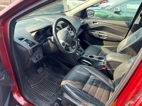 Used 2015 Ford Escape Titanium w/ Equipment Group 301A AWD/4WD image 4