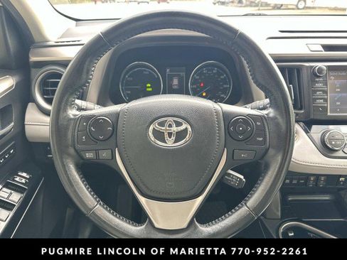 Used 2018 Toyota RAV4 Limited image 24