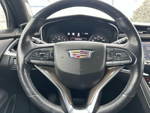 Used 2020 Cadillac XT6 Premium Luxury w/ Platinum Package AWD/4WD image 20